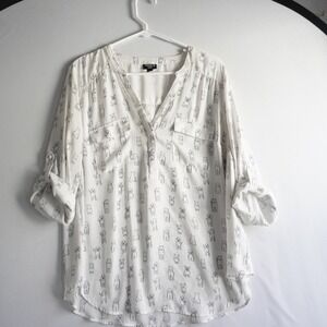 Torrid Harper Women's White Dog Print Button Up Roll Tab Sleeve Blouse Size 1X
